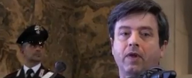 Copertina di Spari a tribunale Milano, Orlando commosso: “Atto atroce. Commessi errori gravi”