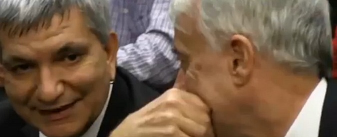 Copertina di Milano, Vendola corteggia Pisapia e lui: “Valuterò. Ora faccio il sindaco sino al 2016”