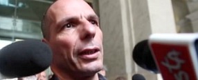 Copertina di Varoufakis incontra Padoan: “Con lui identità di vedute e linguaggio comune”