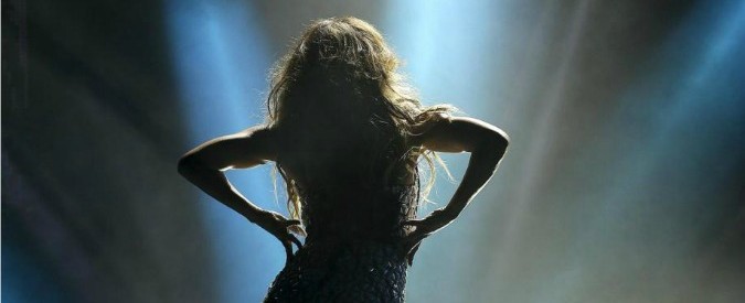 Jennifer Lopez, gli islamisti contro l’esibizione sexy a Rabat per il Festival Mawazine