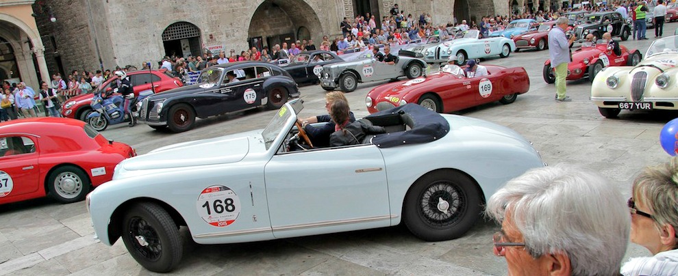 Copertina di Mille Miglia 2015, seconda tappa. Attraverso Marche e Abruzzo, obiettivo Roma – FOTO