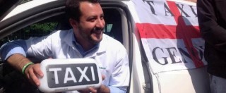 Copertina di Salvini contestato a Genova: polizia carica antagonisti dopo lancio di bombe carta