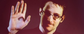 Copertina di Edward Snowden si iscrive a Twitter: ‘Mi sentite adesso?’. E segue solo account Nsa