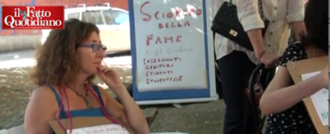 Copertina di Buona Scuola, a Bologna insegnanti in sciopero della fame: “Affamati di risorse”