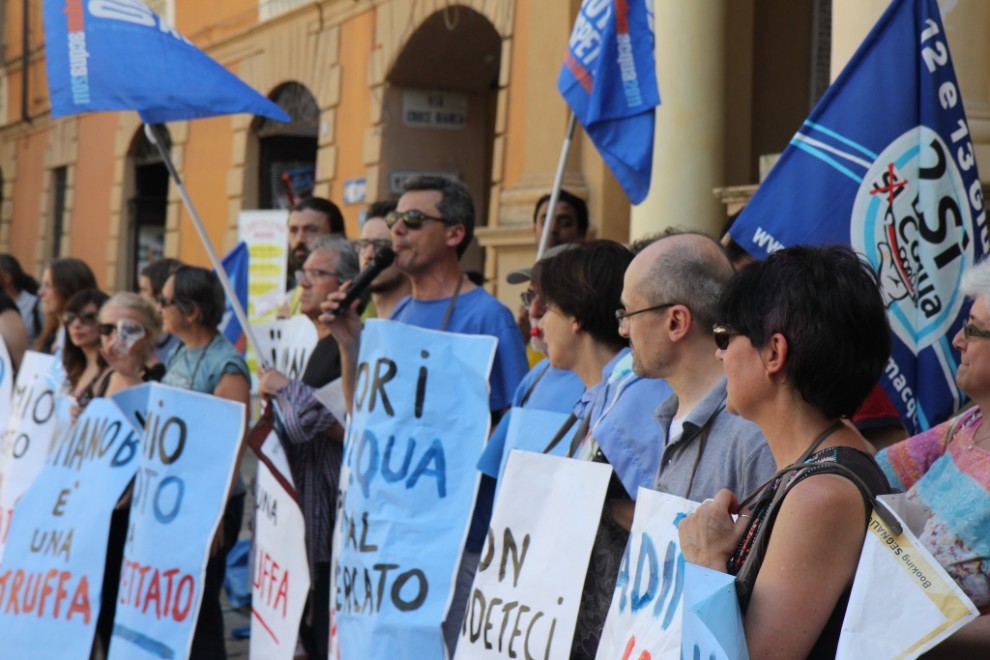 Proteste per l’Acqua pubblica a Reggio Emilia