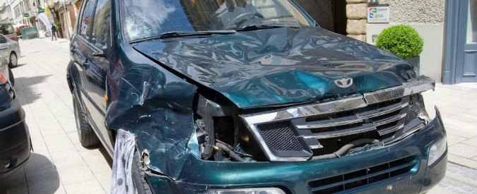 Copertina di Austria, suv piomba sulla folla a Graz, tre morti: “Nessun fanatismo, si tratta di psicosi con risvolti familiari”