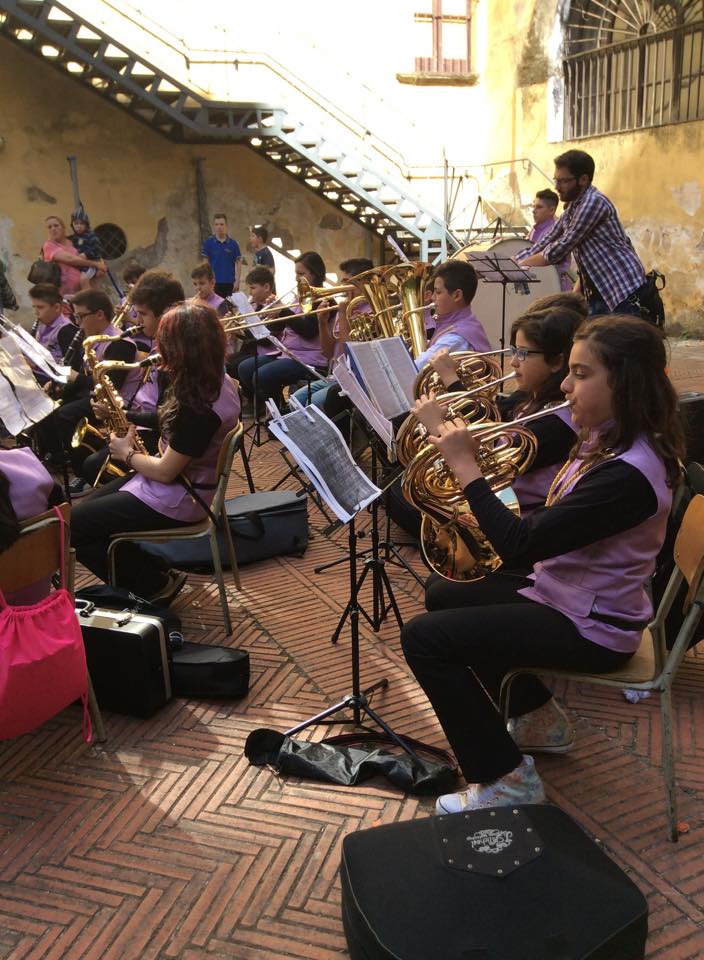 “Bovio Colletta” di Napoli concerto nel cortile dell’istituto