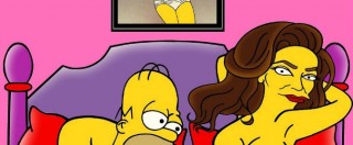 Copertina di Caitlyn Jenner, in versione Wonder Woman, seduce Homer Simpson