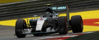 Copertina di Formula 1, circuito di Silverstone: Rosberg primo nelle libere. Dietro le Ferrari di Raikkonen e Vettel. Hamilton è 4°