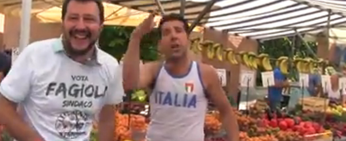 Copertina di Saronno, la nuova base di Salvini tra “terroni” e migranti: “Ruspa, ruspa, ruspa”