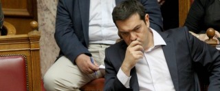 Grecia, dal Parlamento via libera al referendum su austerity. Tsipras: “Questa è democrazia. Votate no”