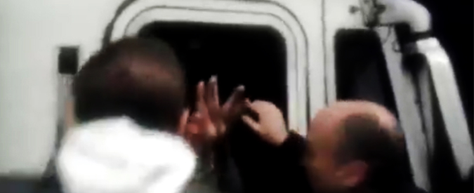 Copertina di Roma, rabbia Metropolitana: i video degli utenti inferociti sul servizio trasporti