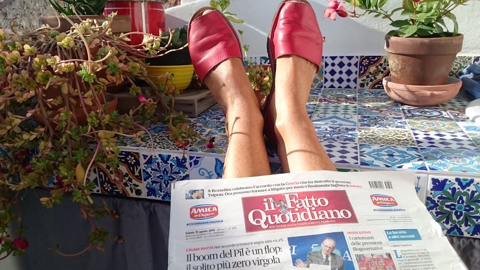 Caro Scanzi, le lettrici del fatto hanno sempre dei piedi bellissimi, anche senza tacchi. di Maria Luisa Olivares