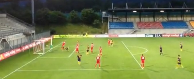 Copertina di Calcio, Damiano Tommasi torna in campo e segna a 41 anni. Ma la sua “Fiorita” saluta l’Europa