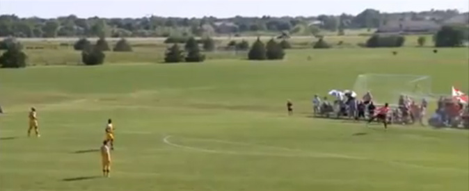 Copertina di Calcio, fantagoal del Wichita da oltre metà campo: telecronisti in visibilio