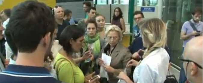 Copertina di Fiumicino, ancora tensioni e liti: “Odissea senza fine. Vi denunciamo”