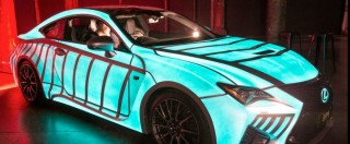 Copertina di Lexus crea la prima auto che sente il battito del cuore. E s’illumina a ritmo