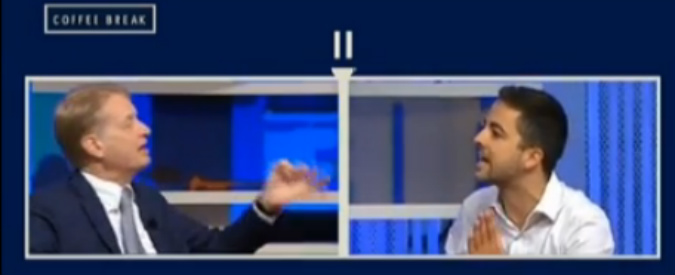 Copertina di Migranti, Malan (Fi) vs Furfaro (Sel): “Si lagnano di pasti e sigarette”. “Meglio pagare loro che te”