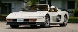Copertina di Ferrari Testarossa di Miami Vice all’asta. Sostituì la replica della Daytona – FOTO