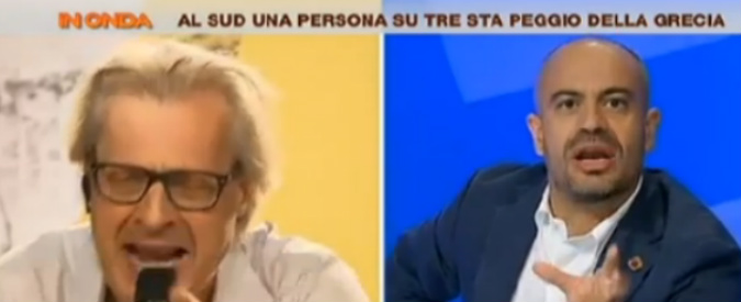 Copertina di Sgarbi (capitolo 2 del delirio): “M5S? Rubano lo stipendio”. Poi offende i magistrati di Trani e Napoli