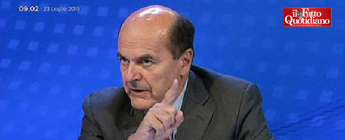 Copertina di Pd, Bersani contro Renzi: “Non insulti e porti rispetto, certe battute non mi piacciono”