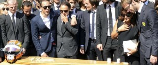 Copertina di Jules Bianchi, ai funerali l’ultimo saluto di amici, campioni e tifosi. La Fia ritira suo numero (FOTO)