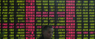 Copertina di Borse, Shanghai a +5,3% dopo cinque giorni di calo. “Governo ha comprato azioni”