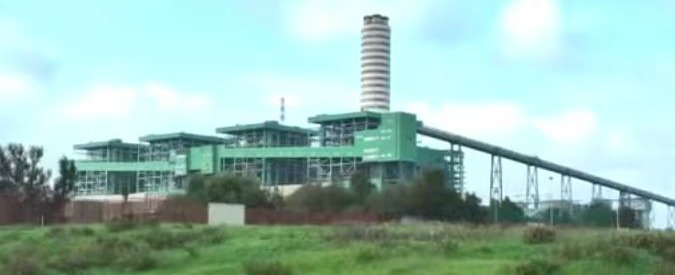 Brindisi, Enel condannata a risarcire 59 contadini: polvere di carbone sui loro raccolti. Nove mesi a due manager