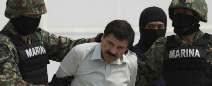 Copertina di Joaquín Guzmán, il re dei narcos “El Chapo” evade per la seconda volta. Scivola fuori dalla cella grazie a un tunnel (FOTO)