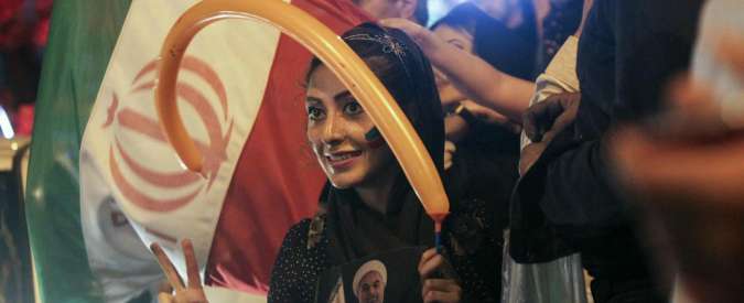 Copertina di Nucleare Iran, lunga notte di festa a Teheran (FOTO)