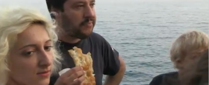 Copertina di Lega, Salvini: “A forza di chiacchiere renziane, non vorrei si finisse come la Grecia”