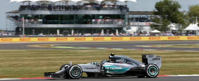 Formula 1, circuito di Silverstone: vince Hamilton. Secondo Rosberg, terzo Vettel