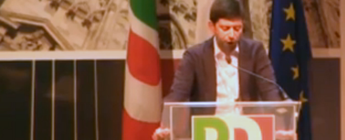 Copertina di Pd, minoranza a Renzi: “Il sostegno di Verdini è una scorciatoia da film dell’orrore”