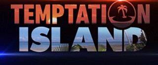 Copertina di Temptation Island, il reality show sugli stereotipi della conquista
