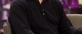 Copertina di John Travolta, dopo le rivelazioni gay del suo ex pilota, l’attore costretto alla battaglia in tribunale