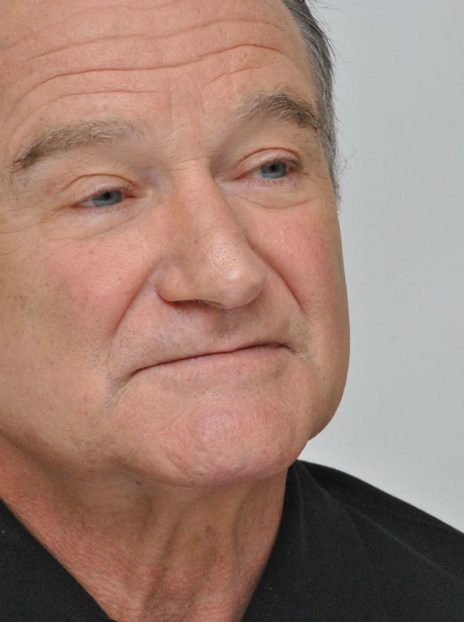 Robin Williams, oggi avrebbe compiuto 64 anni: tutti i volti del grande attore americano (FOTO)