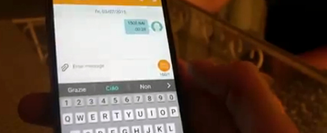 Referendum, compagnia tlc greca: “Telefoni gratis se mandi sms con scritto Sì”