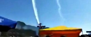 Copertina di Austria, aereo si schianta durante airshow in Carinzia: morto il pilota