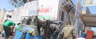 Copertina di Somalia, kamikaze muore mentre aziona per errore la cintura esplosiva