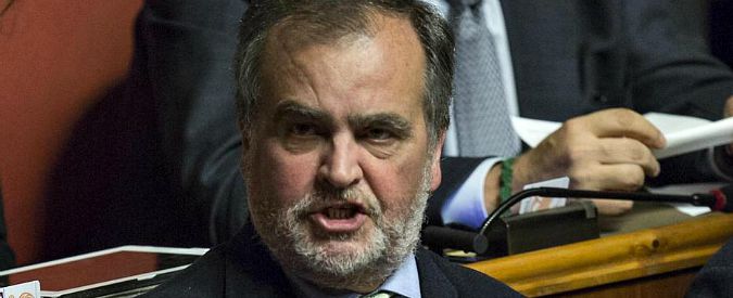 Riforme, la proposta di Calderoli: “Basta ostruzionismo se graziate Monella”