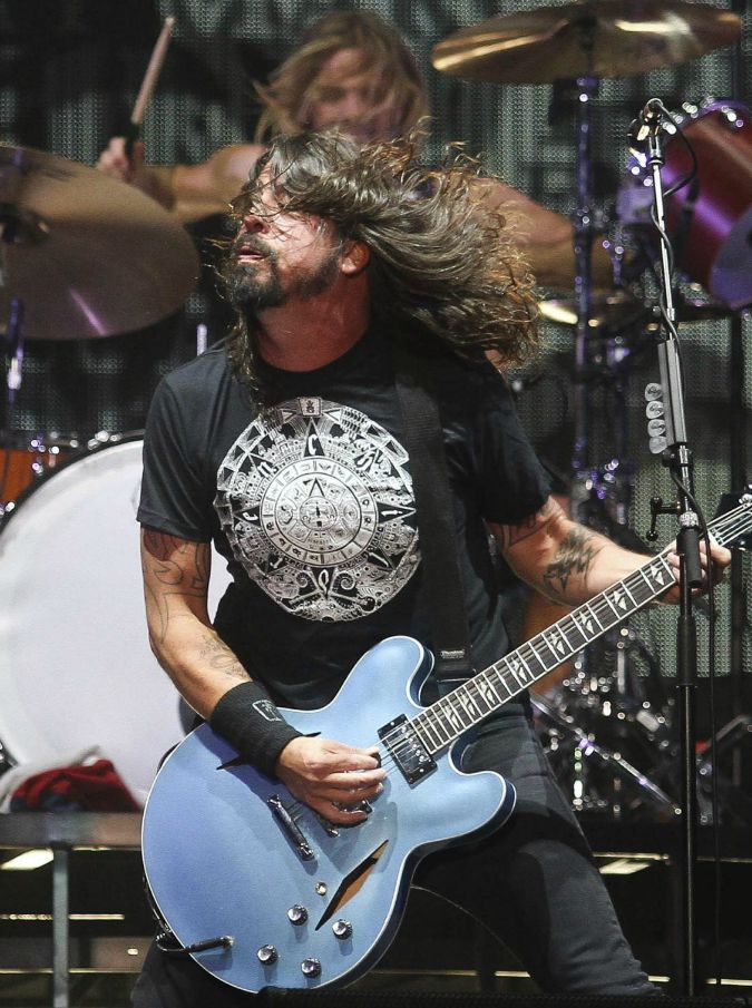 Foo Fighters, Dave Grohl regala su Reddit sette inediti tratti dalle ‘tragiche’ session di One by One