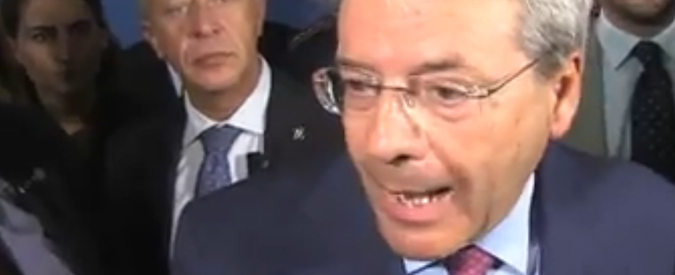 Copertina di Marò, Gentiloni: “Amburgo ci dà ragione”. Delrio: “Speravamo in verdetto diverso”