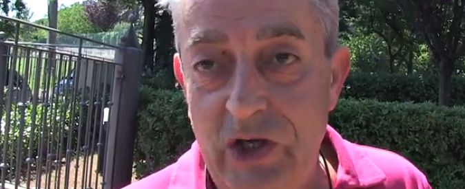 Copertina di Rimini, ex missino ospita 17 profughi: “Minacciato di morte dai camerati”