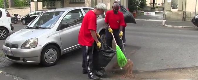 Copertina di Roma, contro il degrado scende in campo un circolo dei Parioli. Ma a pulire sono i dipendenti