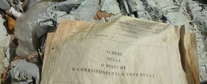 Copertina di Castelnuovo di Porto, M5S: “Schede elettorali distrutte dal fango nel centro a rischio alluvione. Ecco le fotografie”