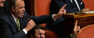 Copertina di Riforme, Grasso: “Irricevibili 72 milioni di emendamenti”. Opposizioni: “Regime”. E rinunciano alla discussione: si va al voto