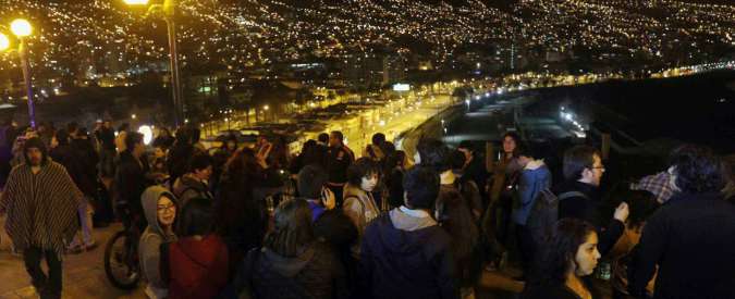 Copertina di Terremoto Cile (FOTO e VIDEO), scossa di magnitudo 8,4: evacuate 1 milione di persone, 10 morti