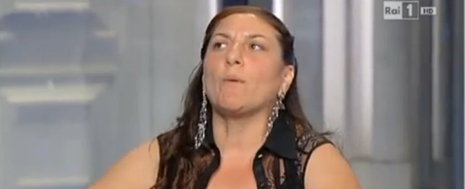 Copertina di I Casamonica a ‘Porta a porta’: ‘Vespa, papà era buono ci regalava lo champagne’