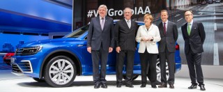 Copertina di Volkswagen, mani cinesi sulla Daimler. Non è più la Germania di una volta