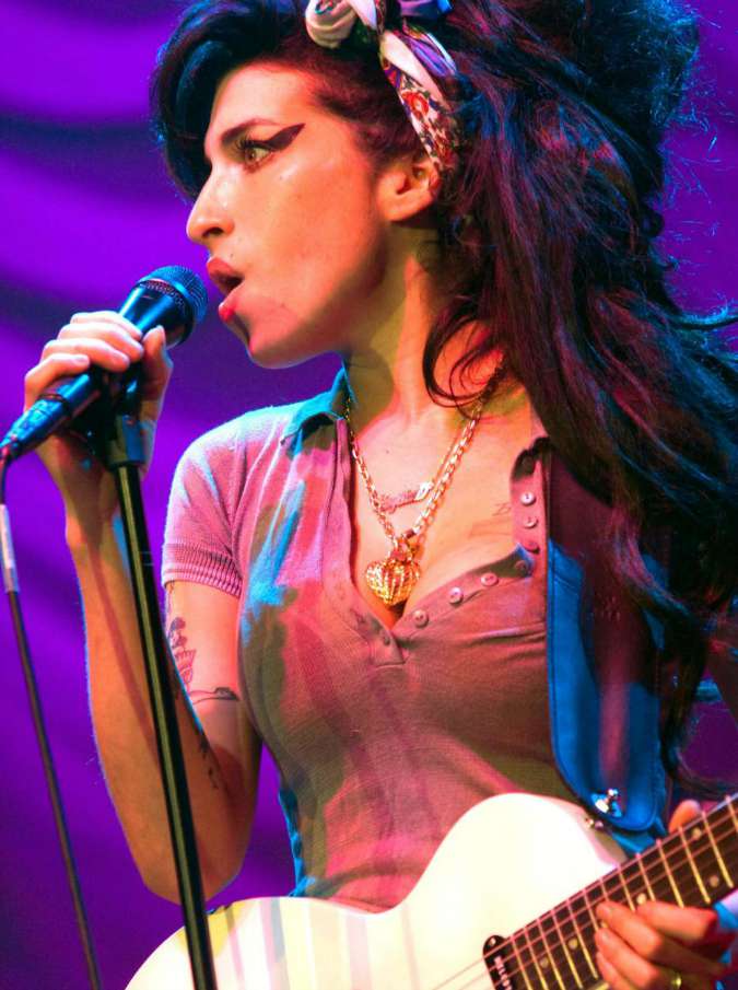 Amy Winehouse, “The girl behind the name”: il destino freudiano dell’antidiva del jazz